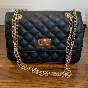 Express Black Bag with Chain